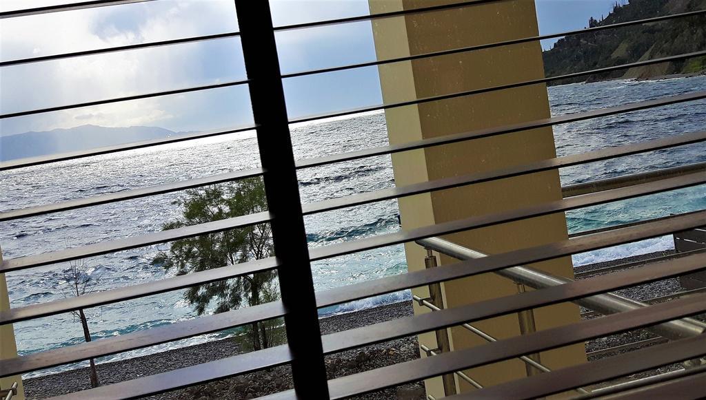Villa Thalassa Paralia Sergoulas Exteriör bild