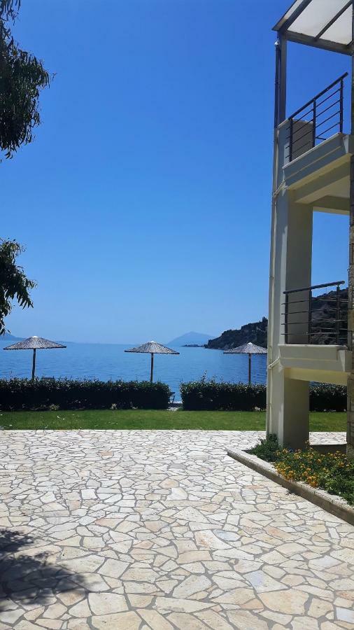 Villa Thalassa Paralia Sergoulas Exteriör bild